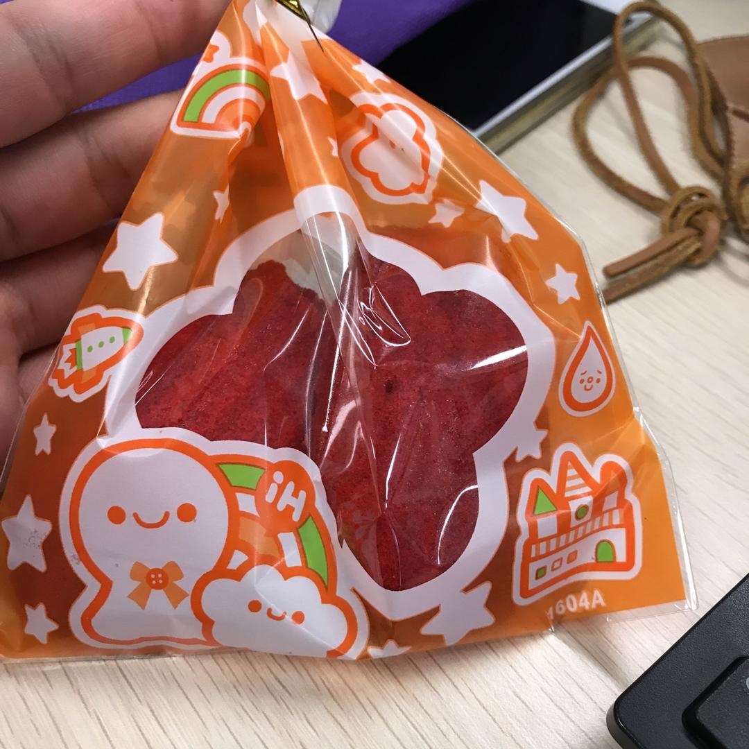 红红火火红丝绒玛德琳