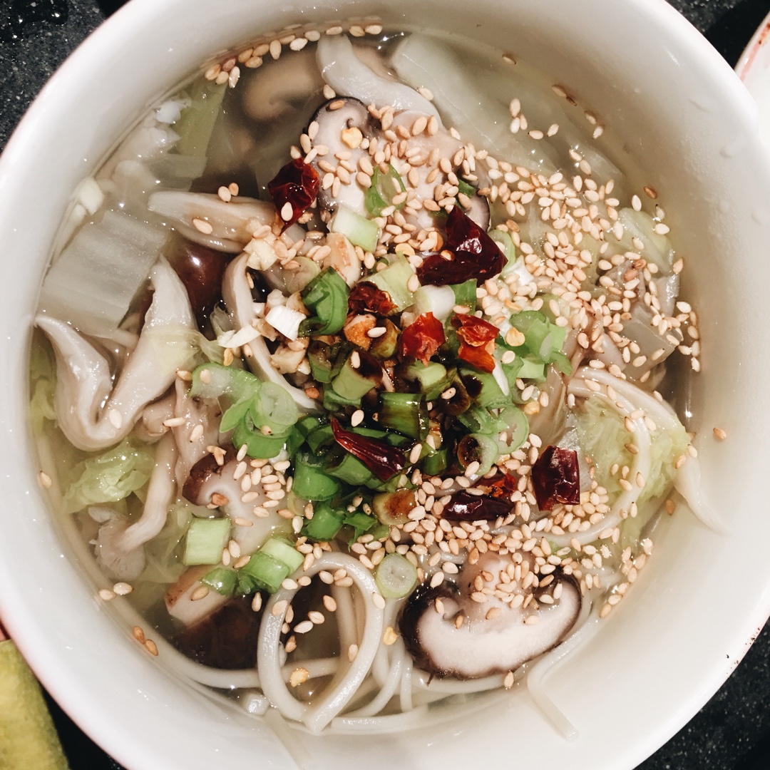 香辣酸汤面