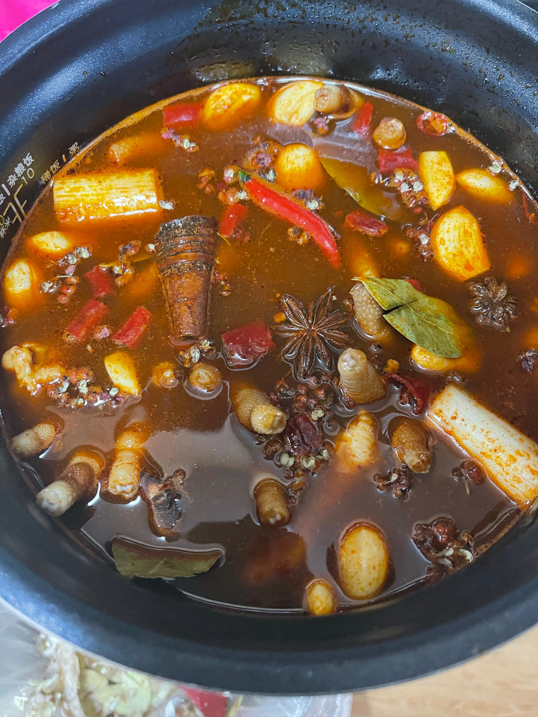 周黑鸭就是这个味儿~~卤鸭舌•鸭翅•鸭脖•鸭肠