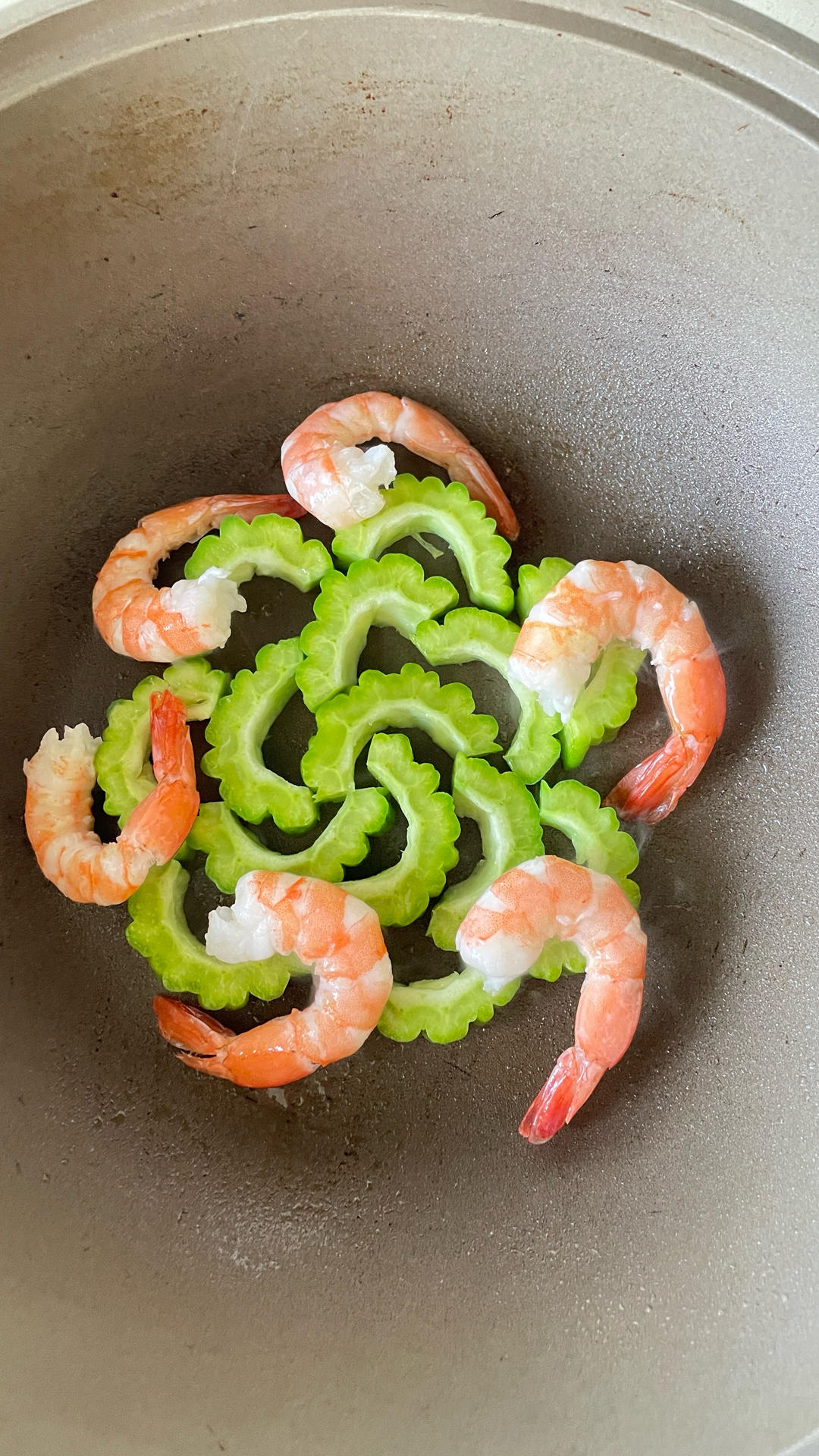 滑蛋牛肉，牛肉滑嫩，鸡蛋松软