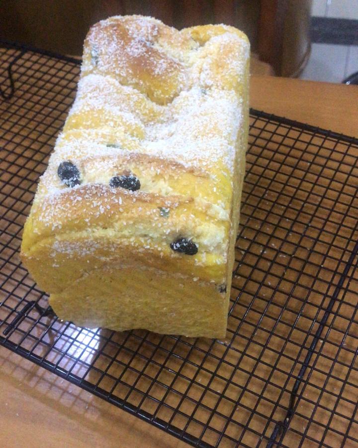 手撕蔓越莓炼乳吐司