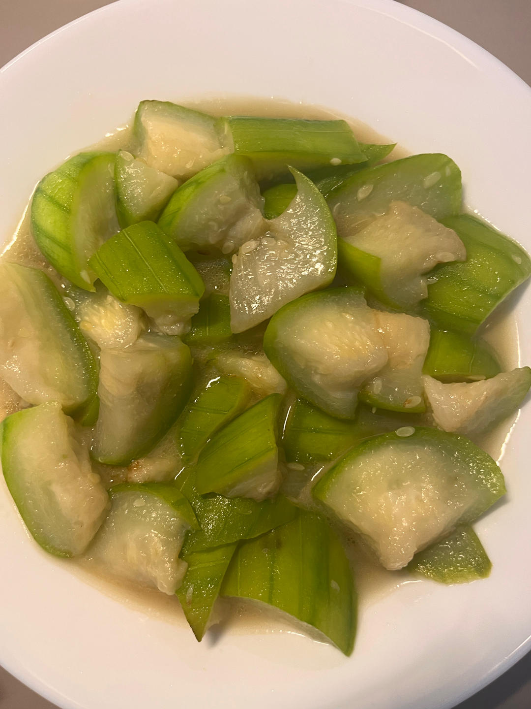 素炒丝瓜|这样做绝了！简单又好吃！