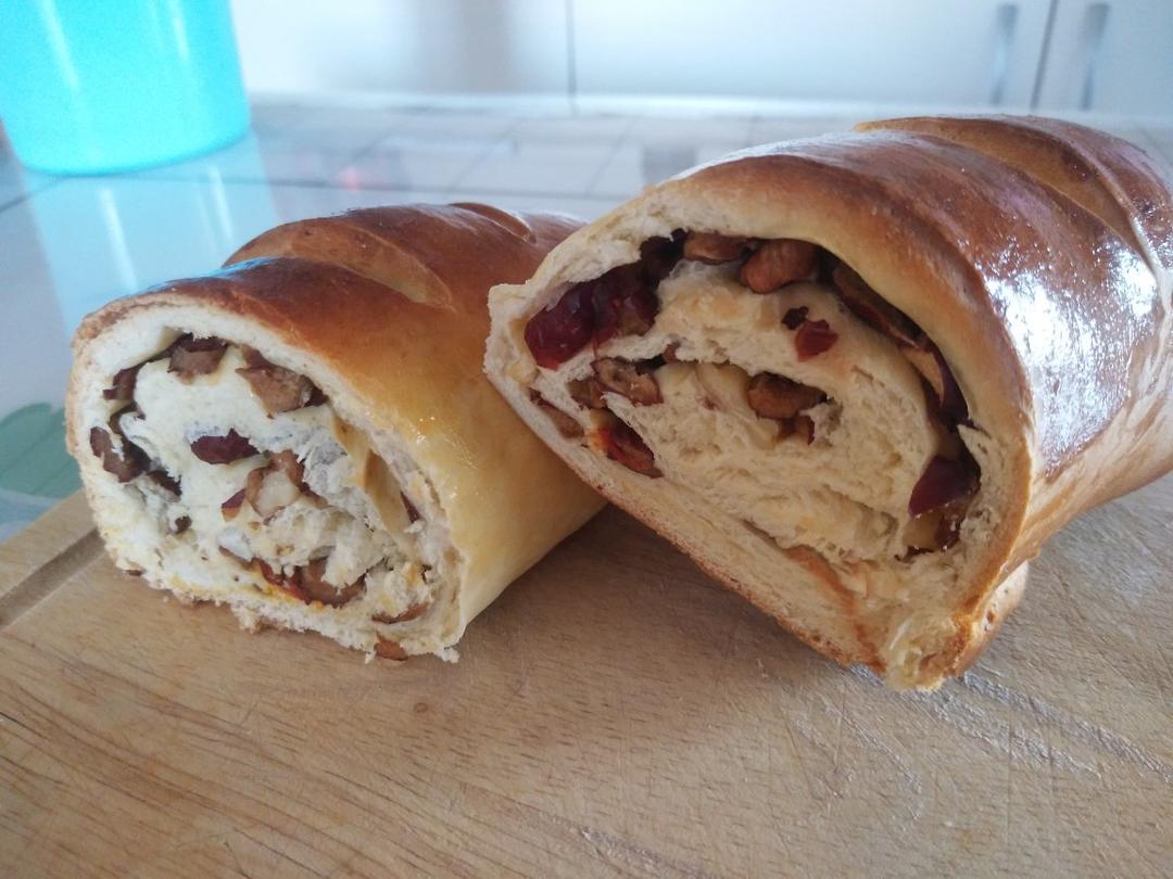 俄罗斯果仁大列巴