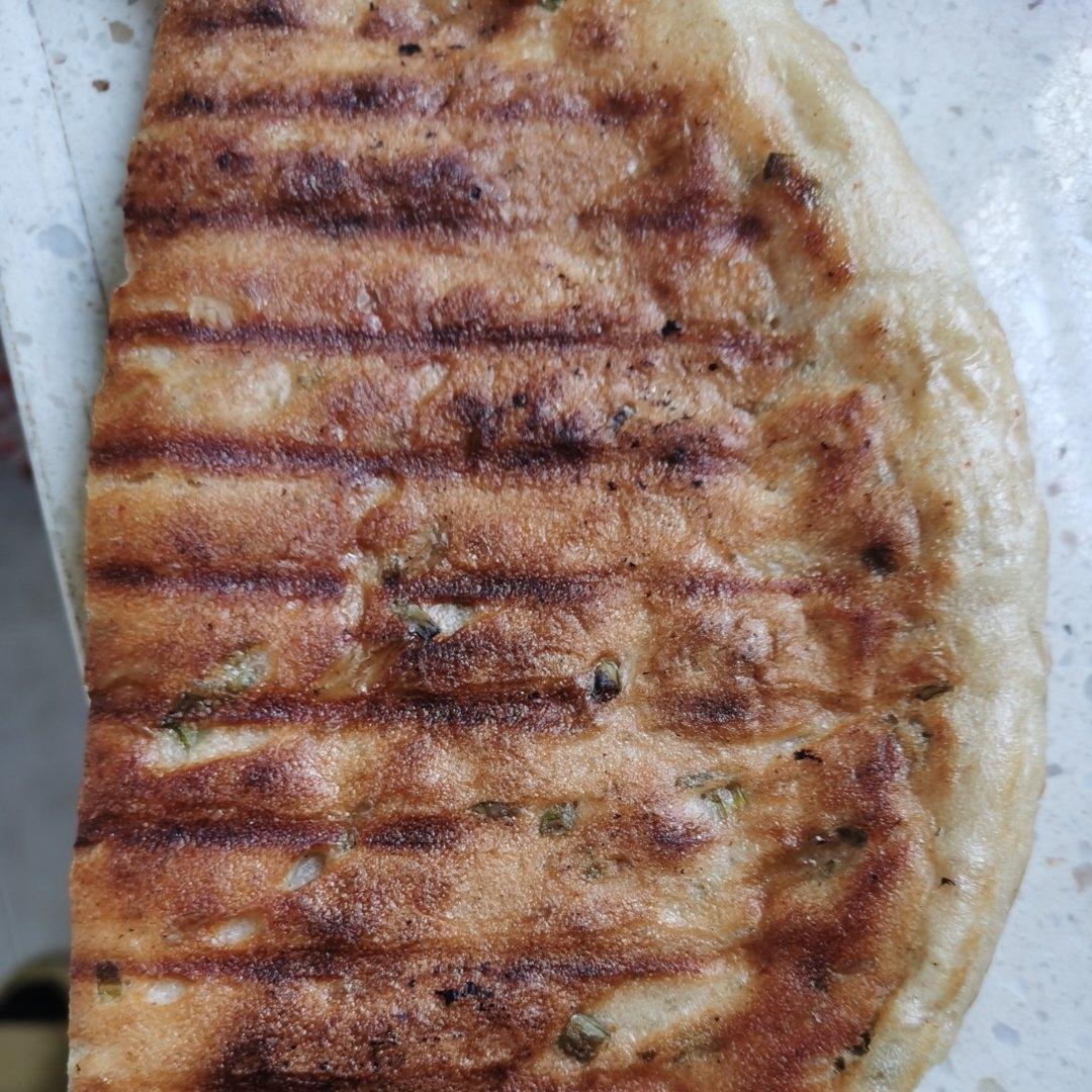 简单、不沾手的免揉隔夜发酵-宣软发面大饼（电饼铛-素食）