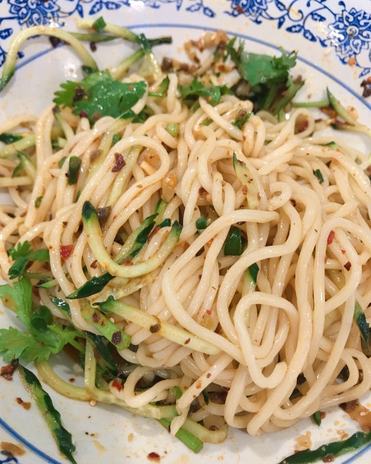 超级简单零难度夏日开胃的凉面拌面做法