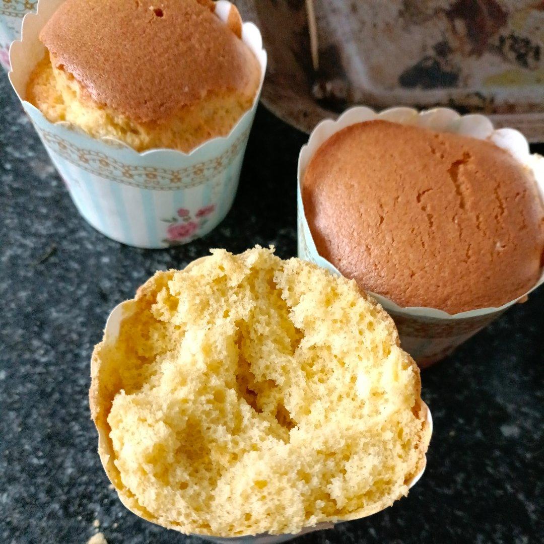 玉米戚风蛋糕（玉米面粉）