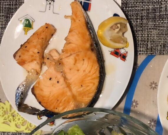 柠香香煎三文鱼