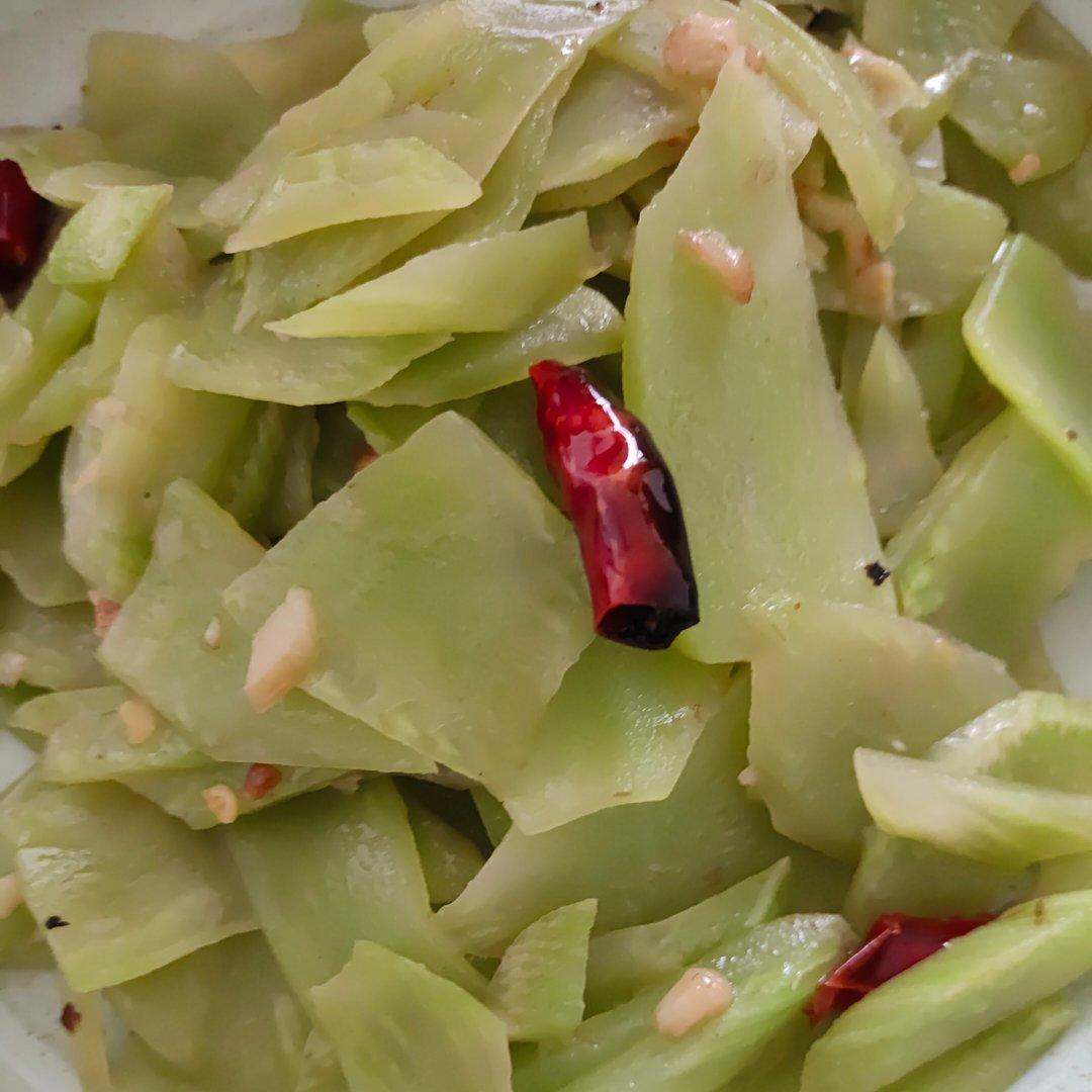 123小霸王做的清炒莴笋片(ly)