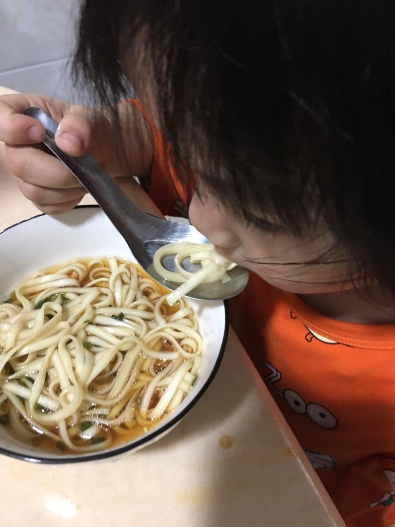 快手早餐-酱汤面，汤都喝光