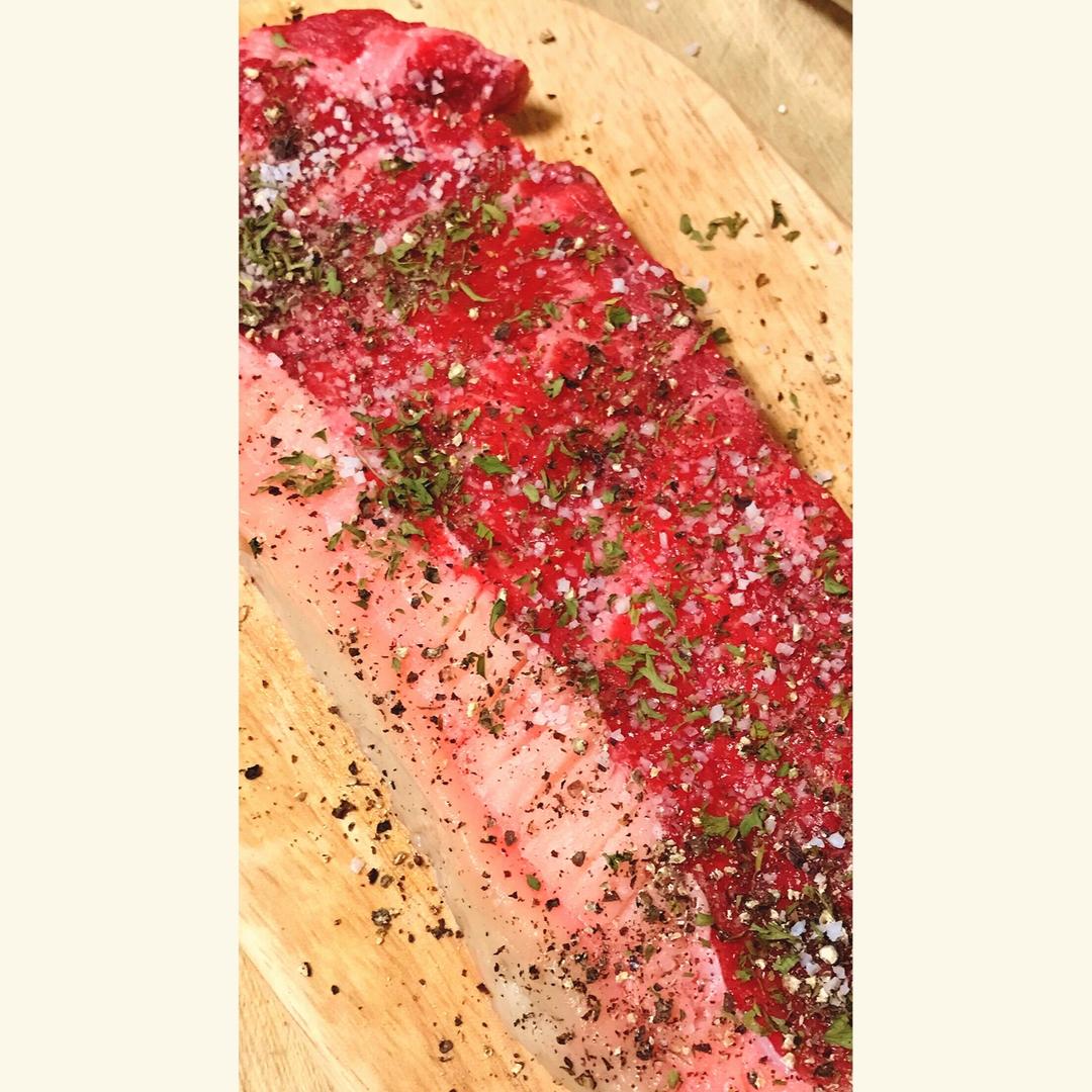 黑椒牛排