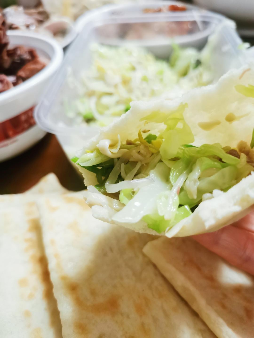 蓬松暄软「发面口袋饼」的做法，万物皆可夹！