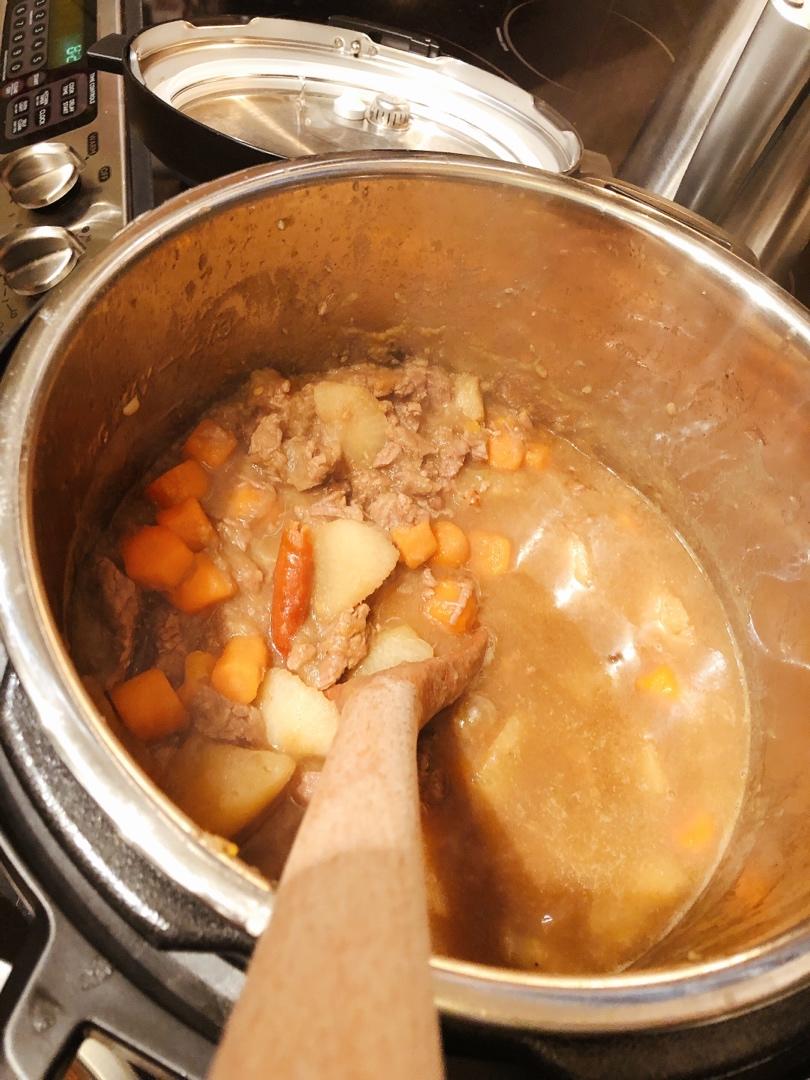 胡萝卜土豆炖牛肉（湖北·电饭锅版）