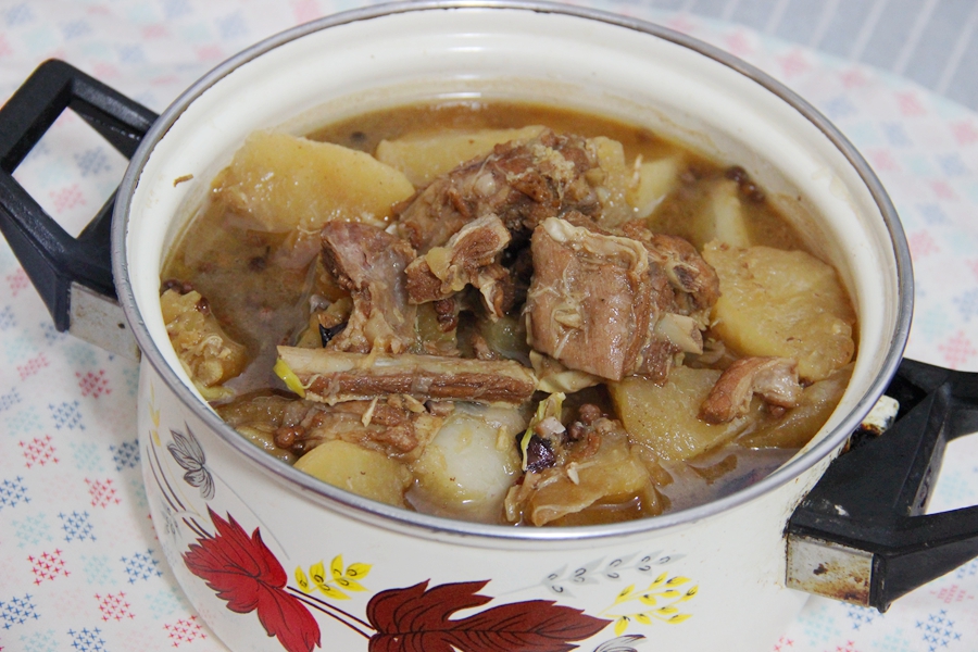 红烧羊肉萝卜