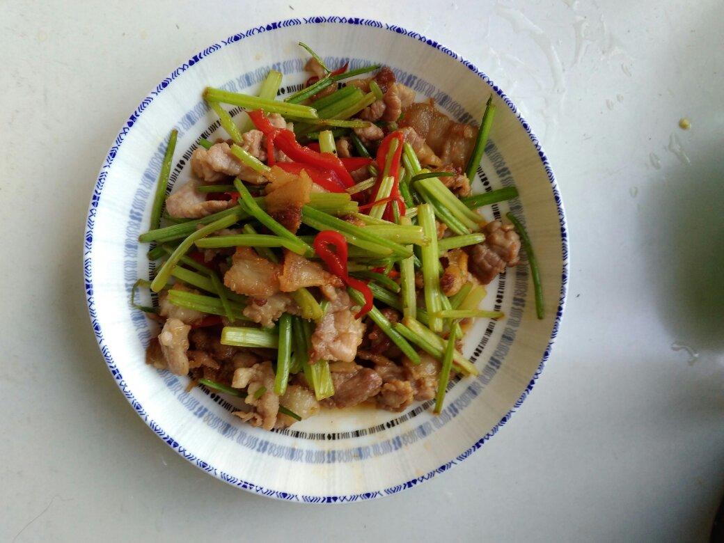 芹菜炒肉