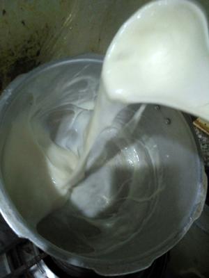 日式奶香蕨饼的做法 步骤3