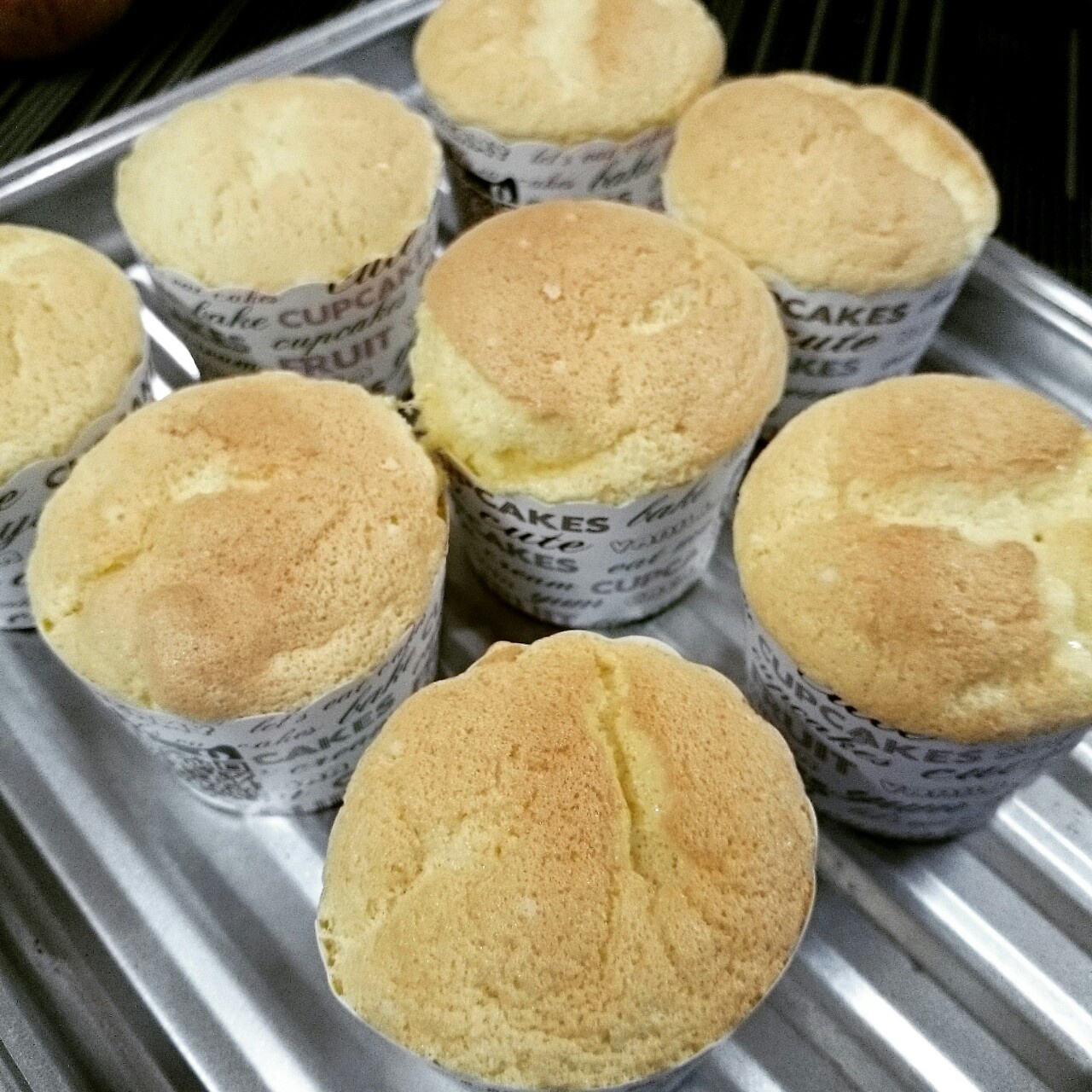 棉花纸杯蛋糕