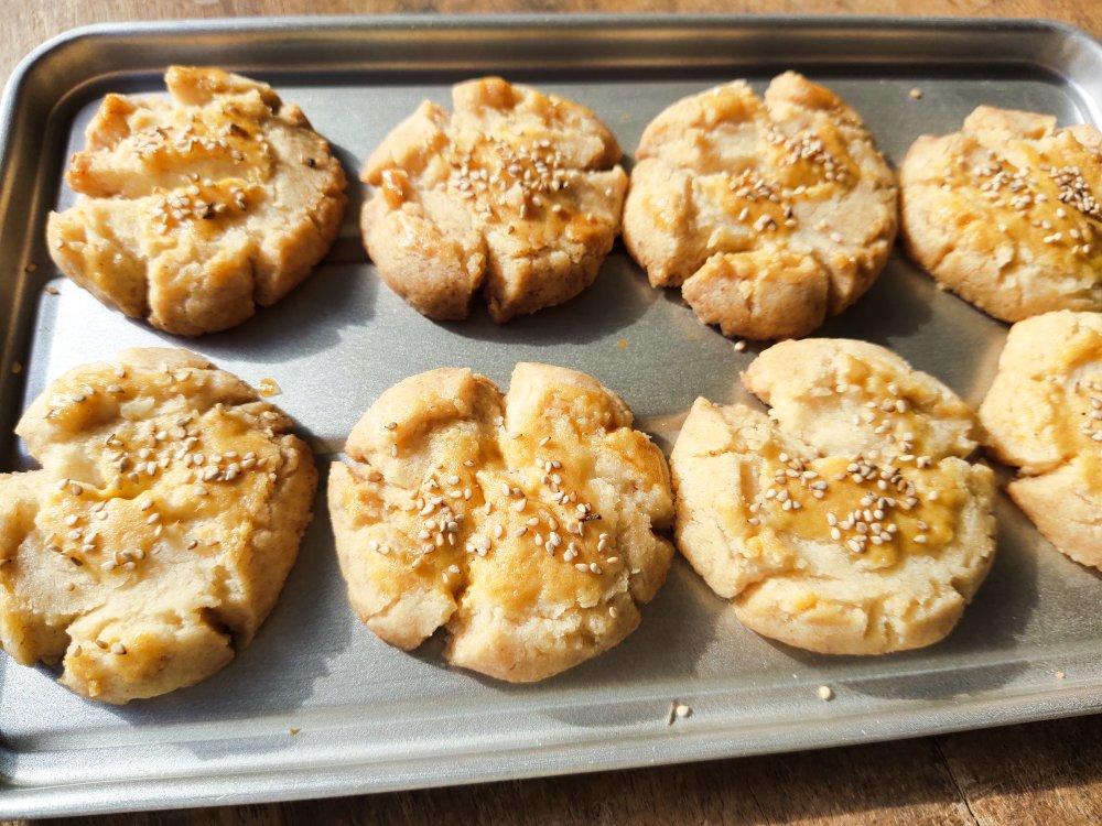 轻轻一按就碎掉的原味桃酥（不输猪油版）