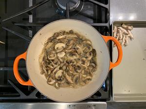 蘑菇浓汤🍄的做法 步骤9