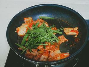 猪肉泡菜盖饭的做法 步骤7