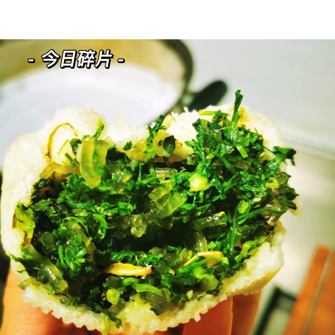 荠菜素包子