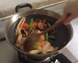 杂菜煲（腐竹木耳黄花菜高蛋白、补气血、软化血管、排毒养颜）的做法 步骤3