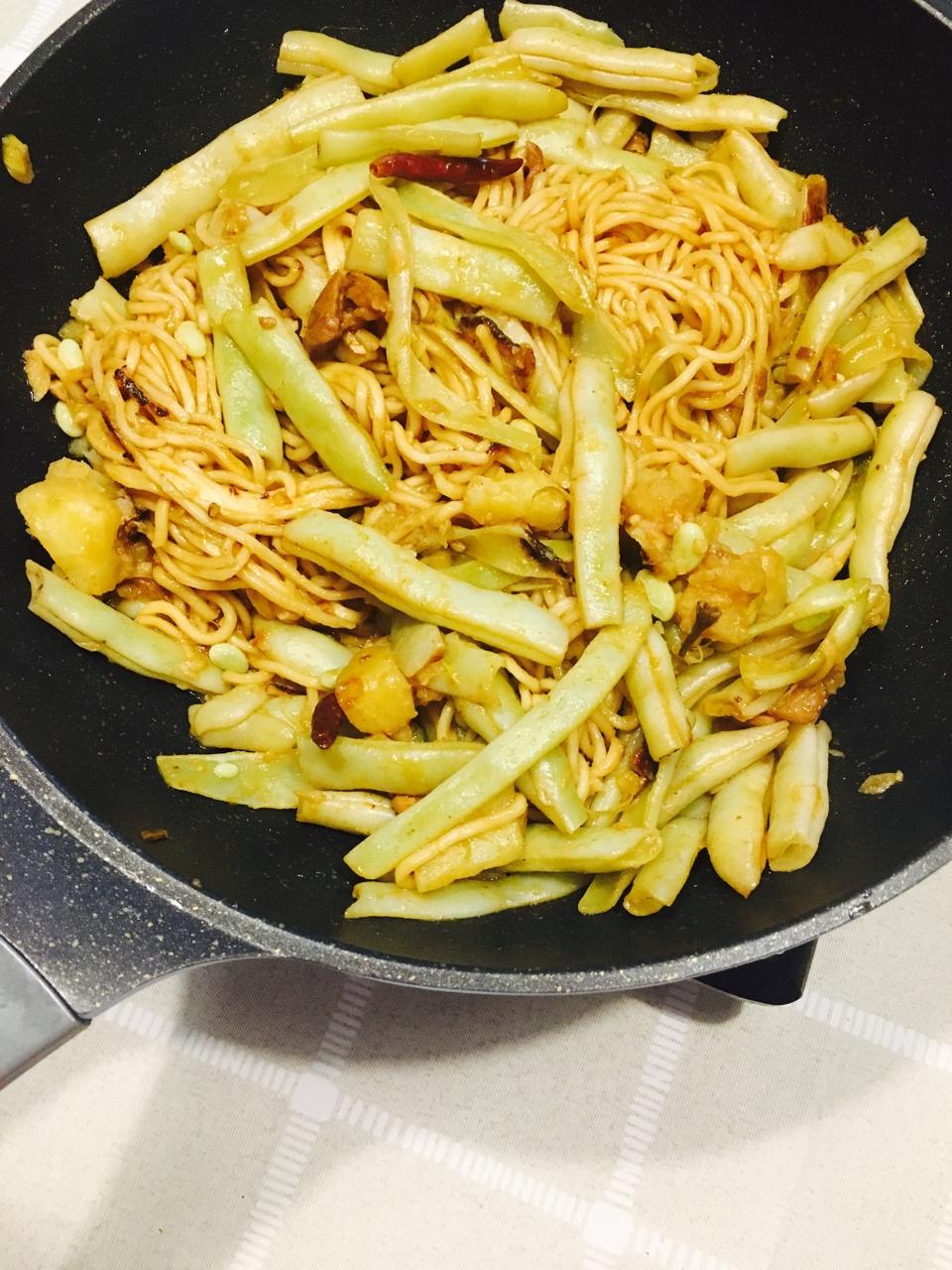 豆角焖面