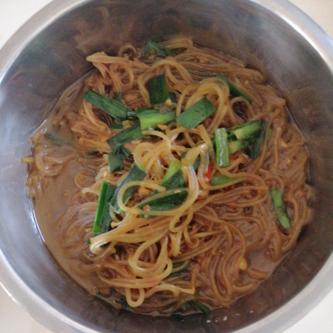 金针菇炖粉条