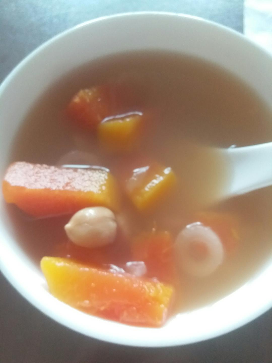 下奶神汤(木瓜花生炖大枣)亲证月子催奶利器