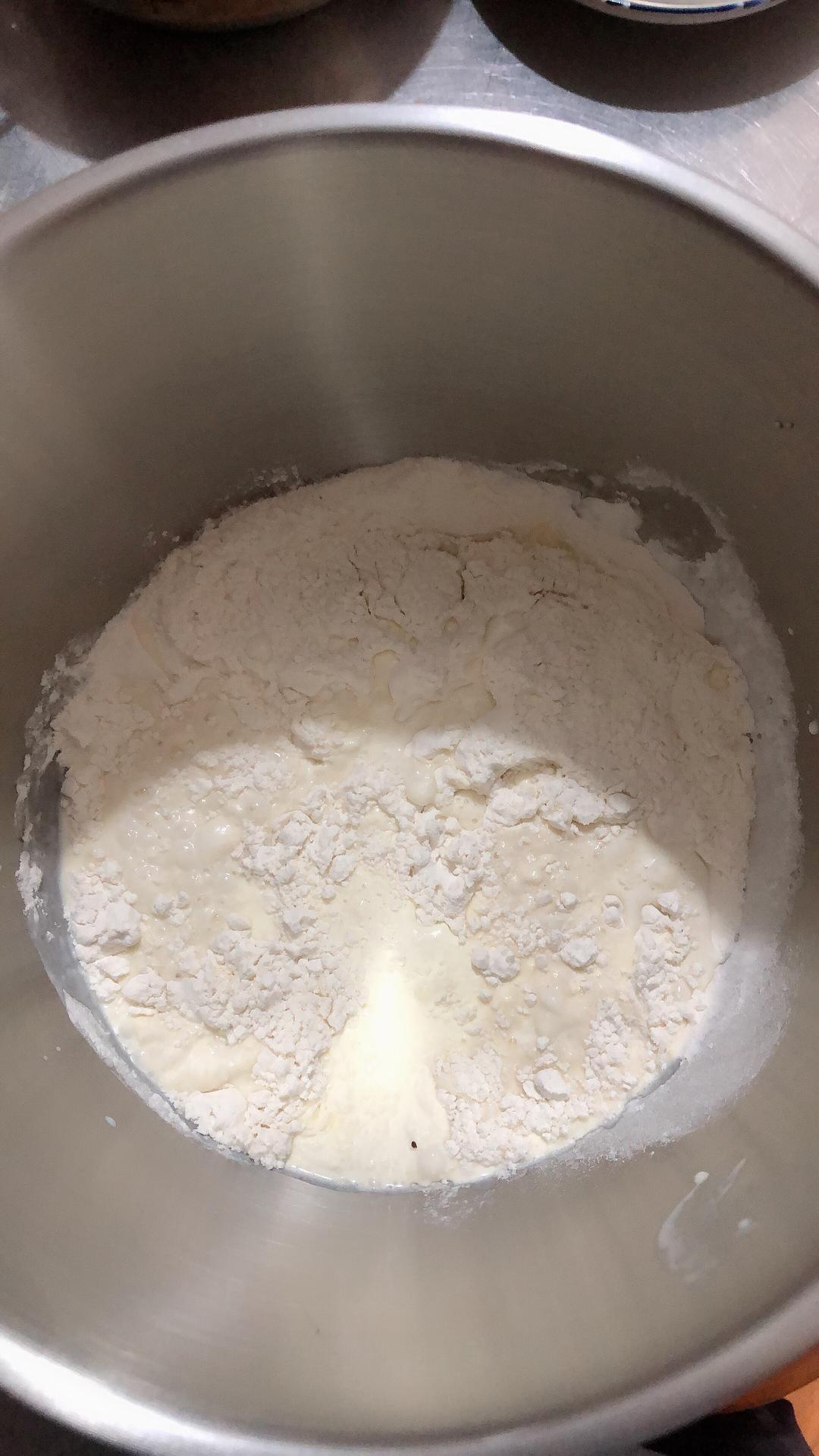 纯奶手撕吐司的做法 步骤1