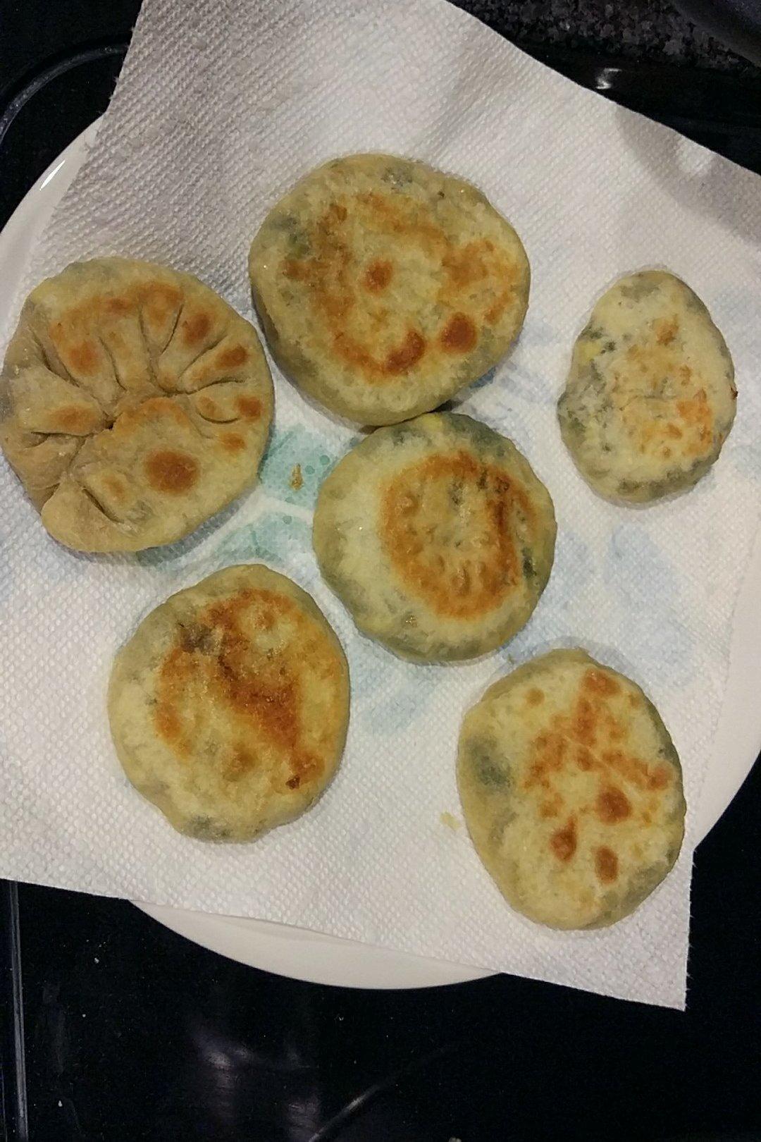 薄皮韭菜饼