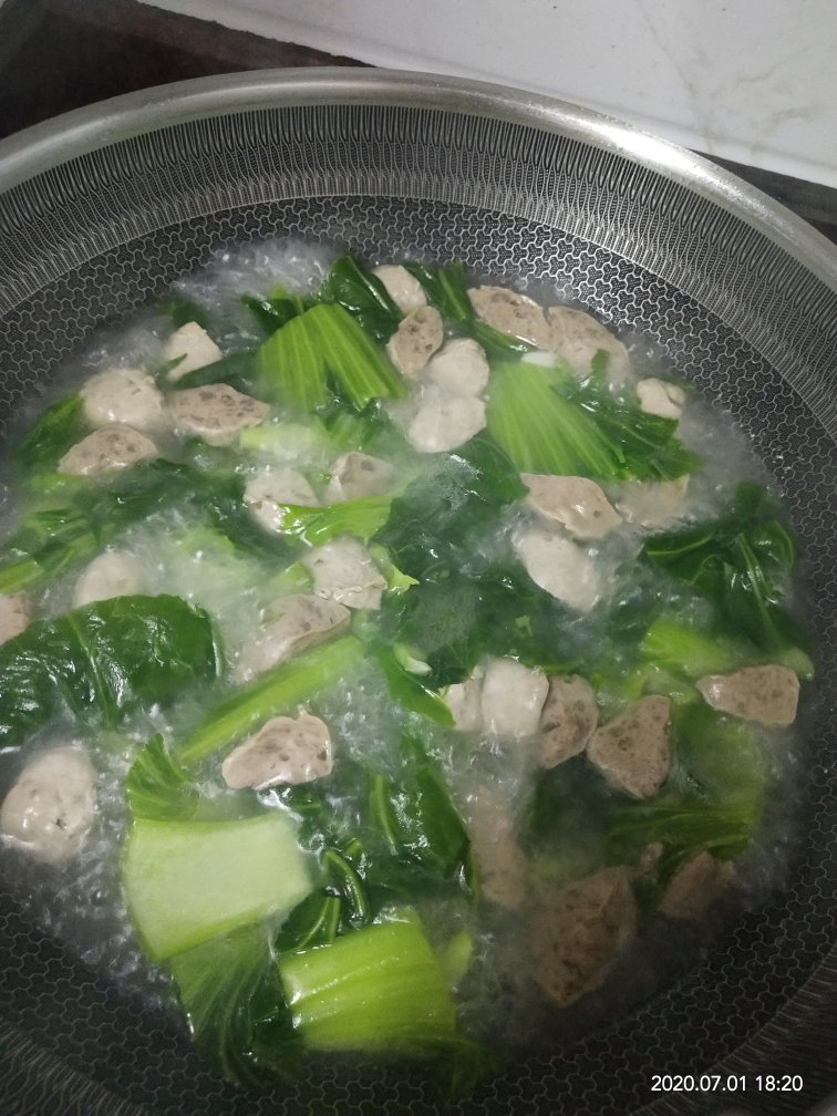 家常菜～芥菜肉丸汤