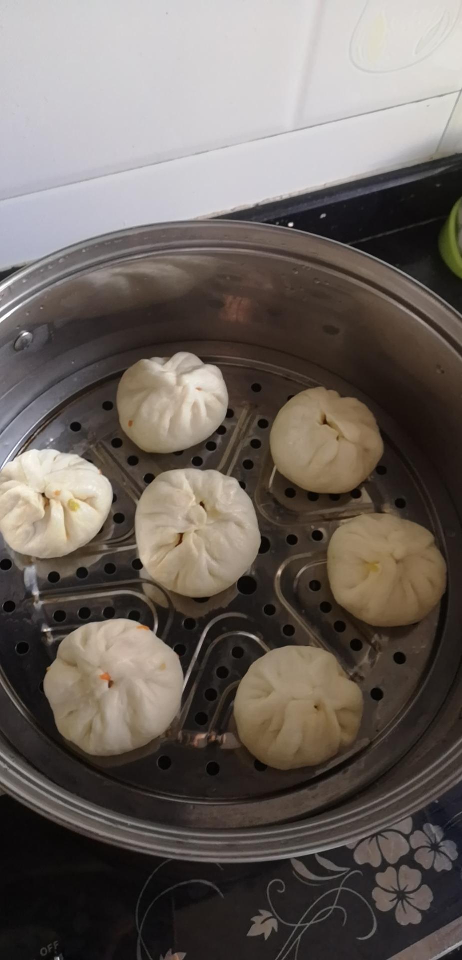 一发胡萝卜鲜肉包