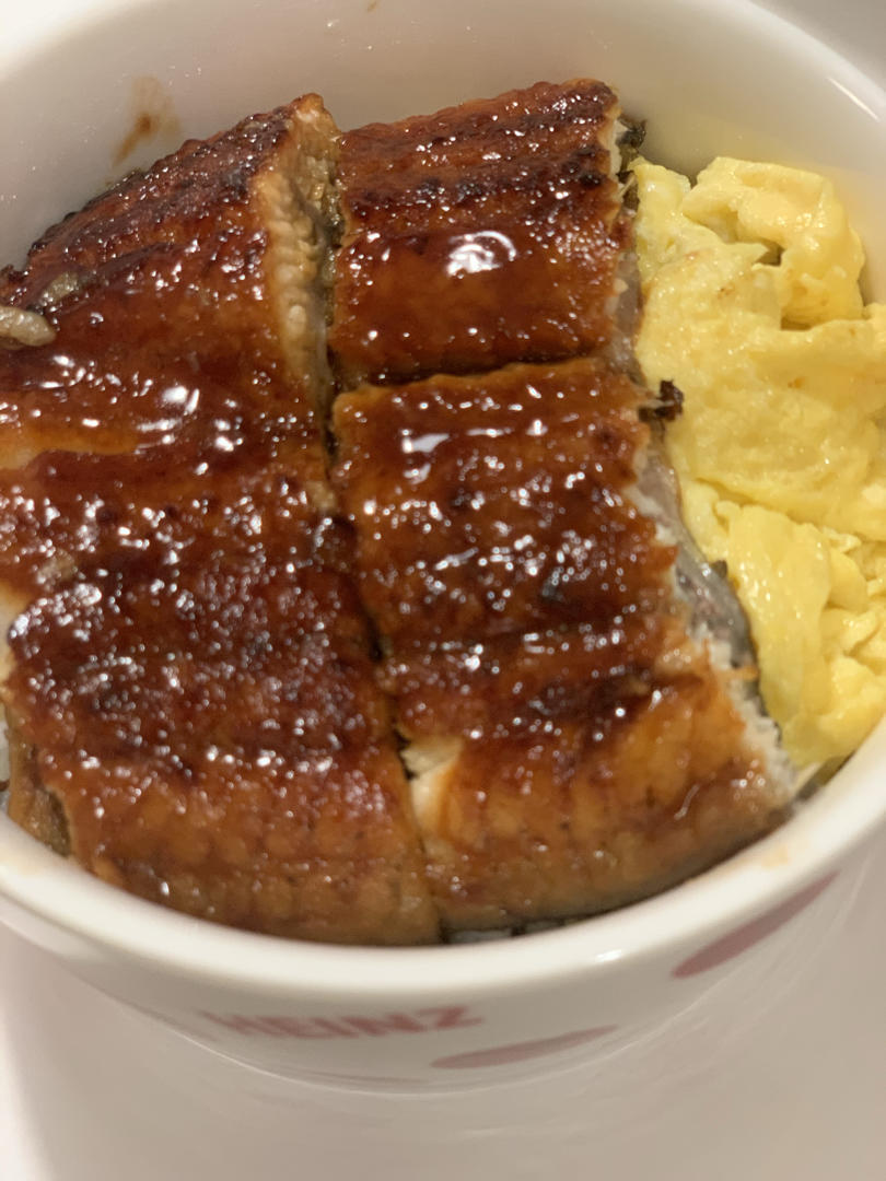 和风滑蛋鳗鱼饭