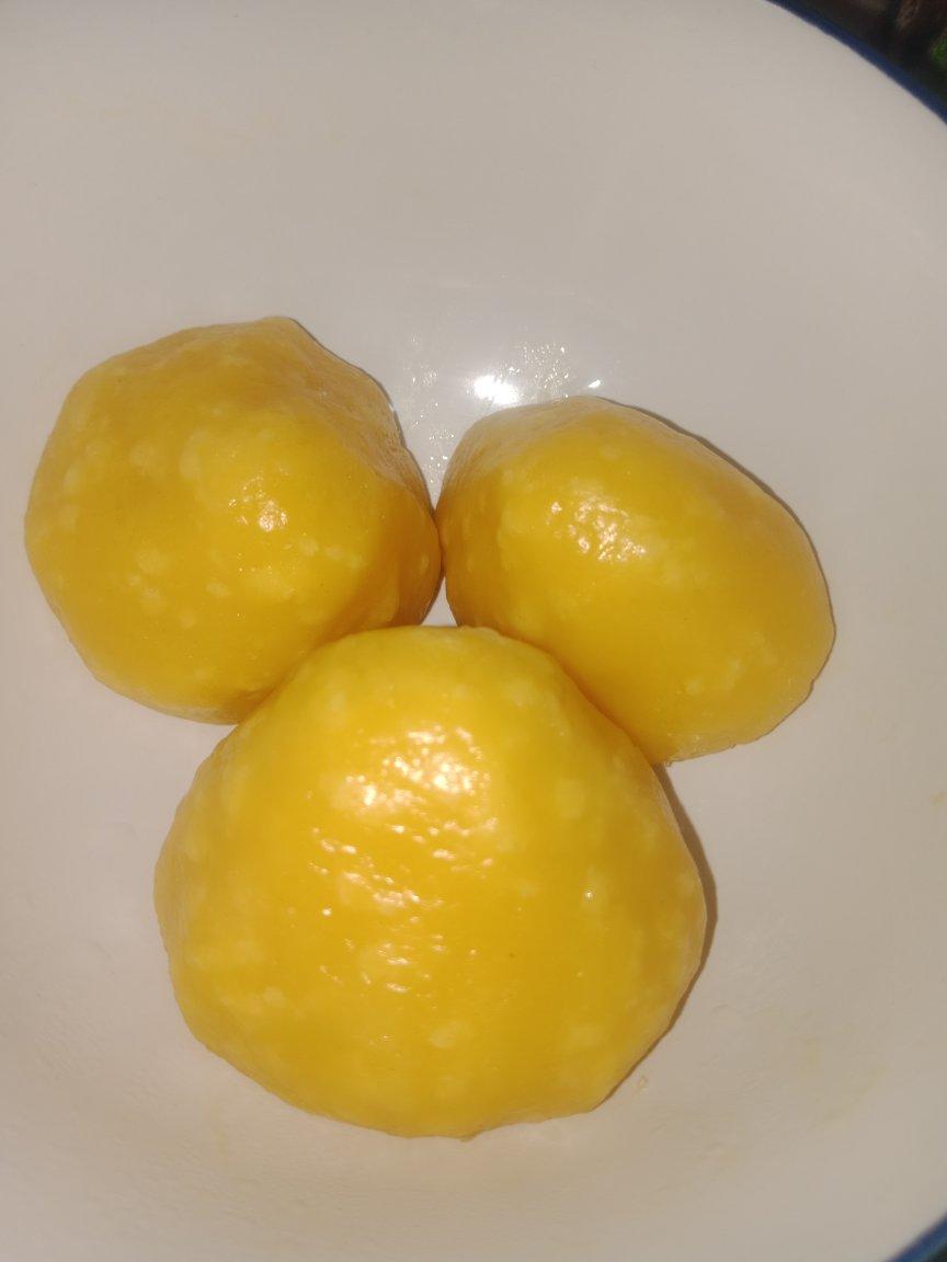 纯玉米面窝窝头(烫面.不发酵)