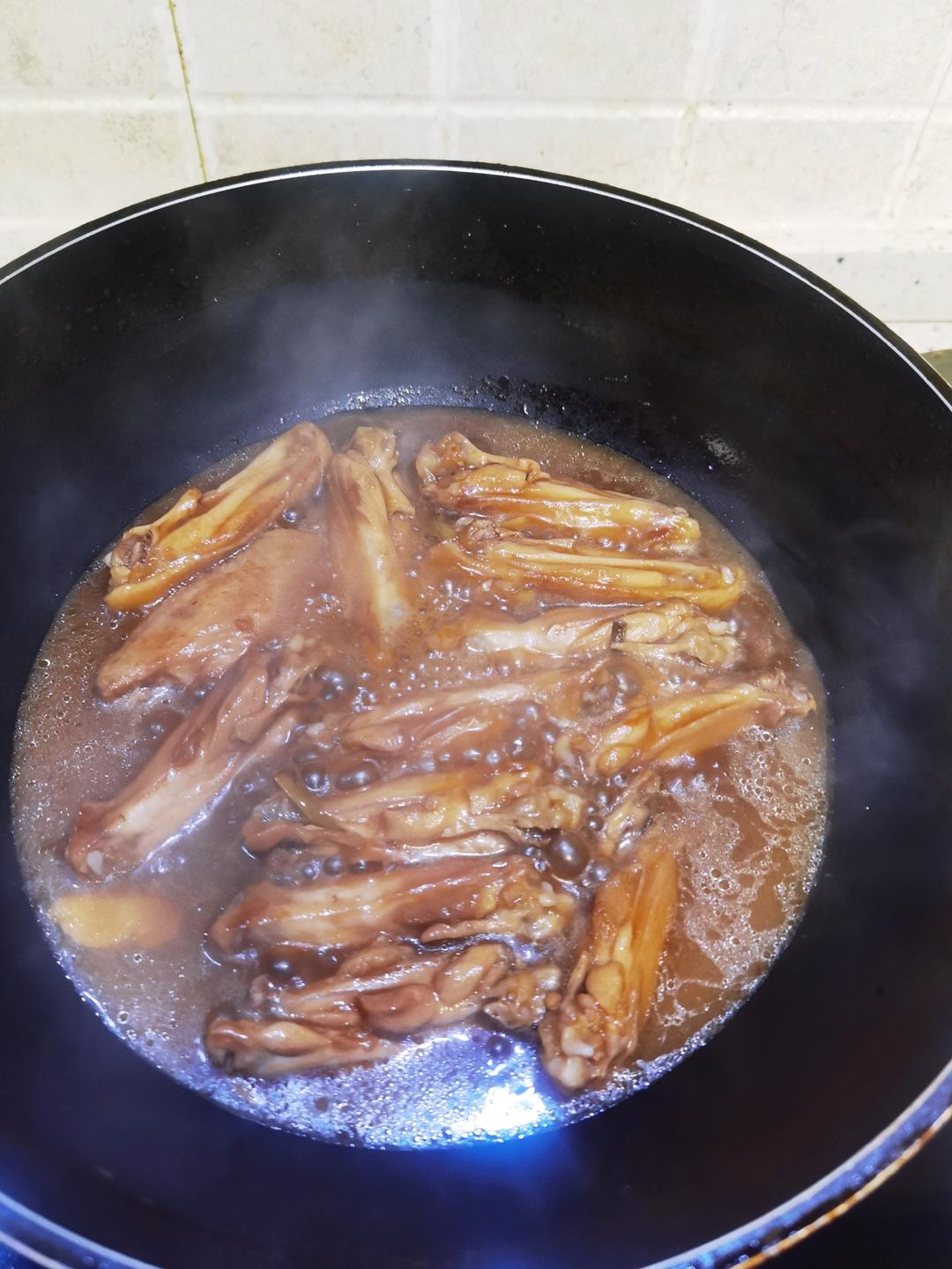外婆教我的红烧鸡翅·连汤汁都狠好吃！！！