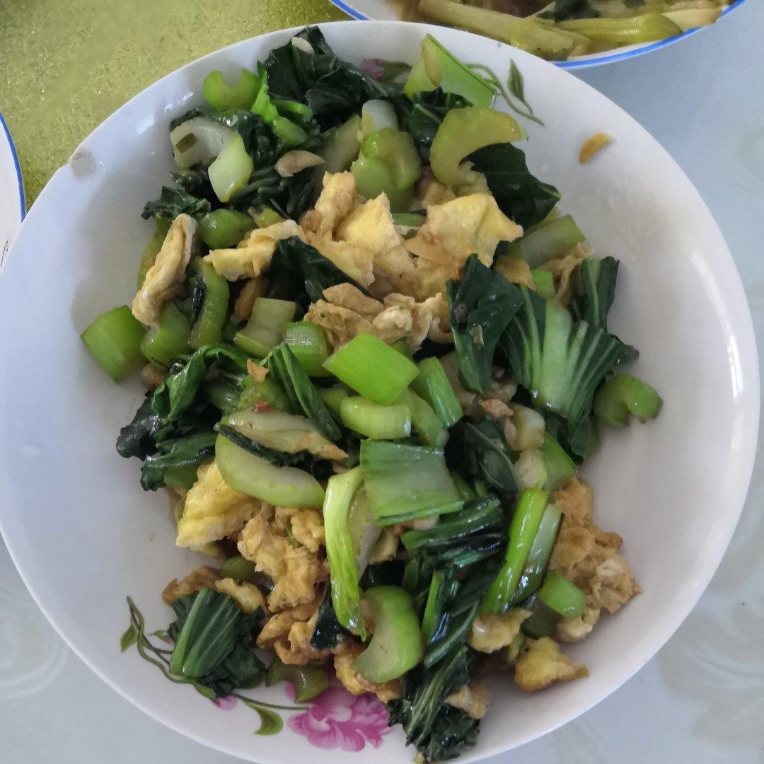 这么操作，油菜炒鸡蛋超好吃