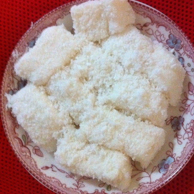椰丝牛奶小方糕