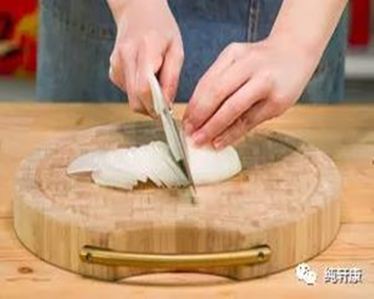 纯轩康海鲜食谱｜干贝蒸萝卜的做法 步骤4