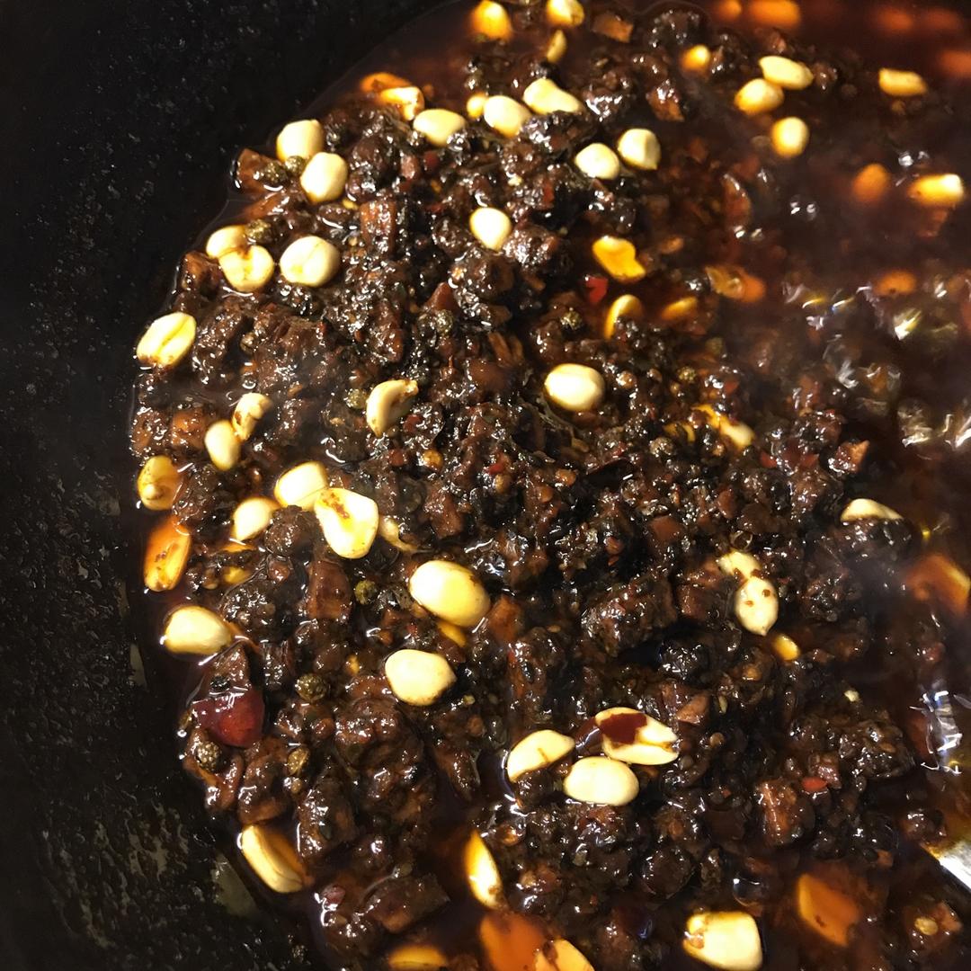 奶奶祖传秘制超香牛肉辣椒酱-下饭必备！