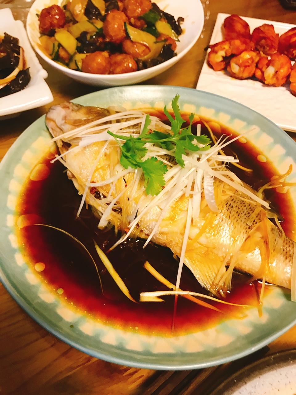 油泼鲈鱼