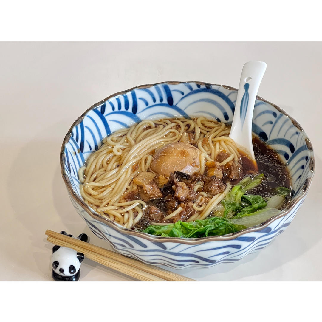 【卤肉饭】