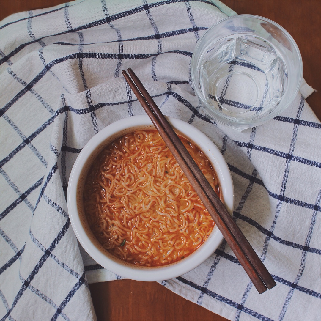 满足食欲的深夜秘密 森系浓香泡面