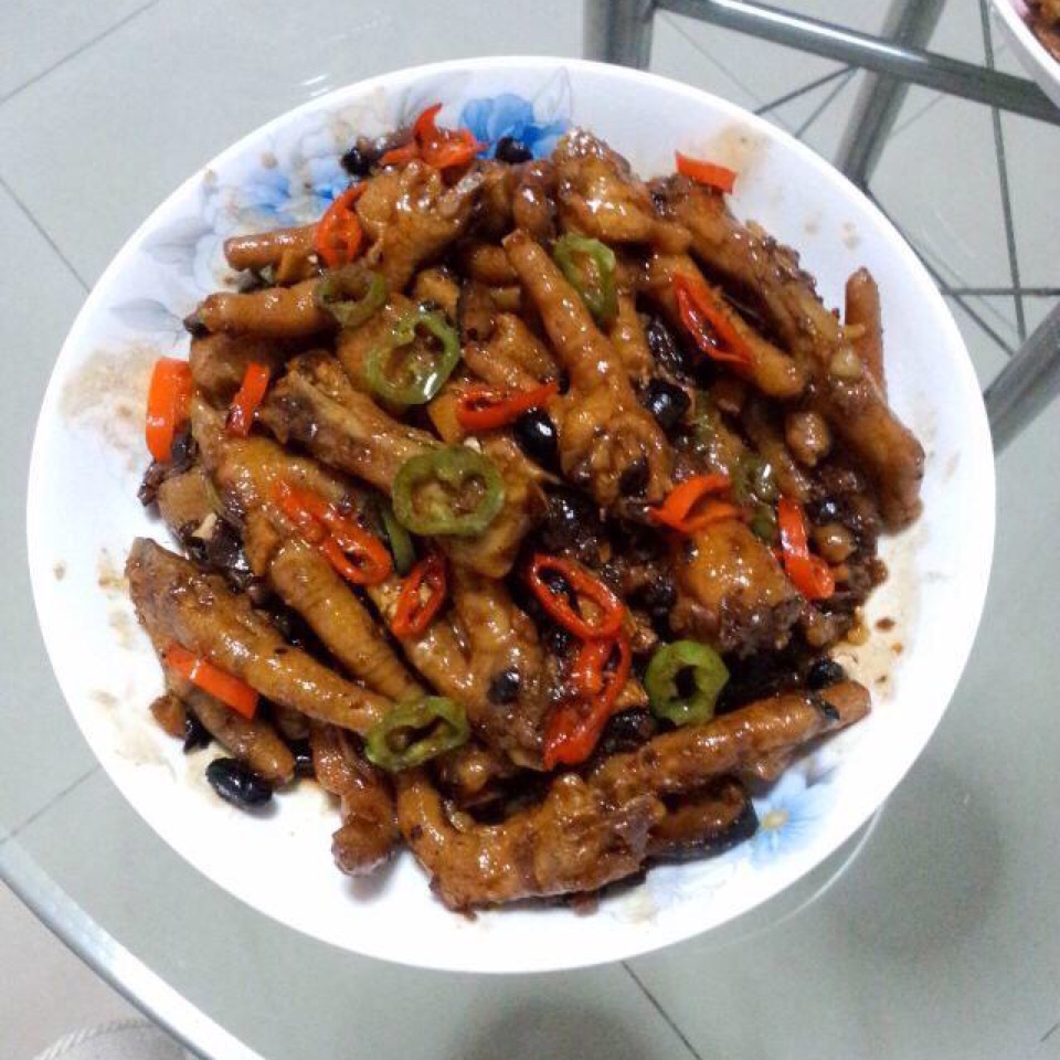 秘制红烧鸡爪