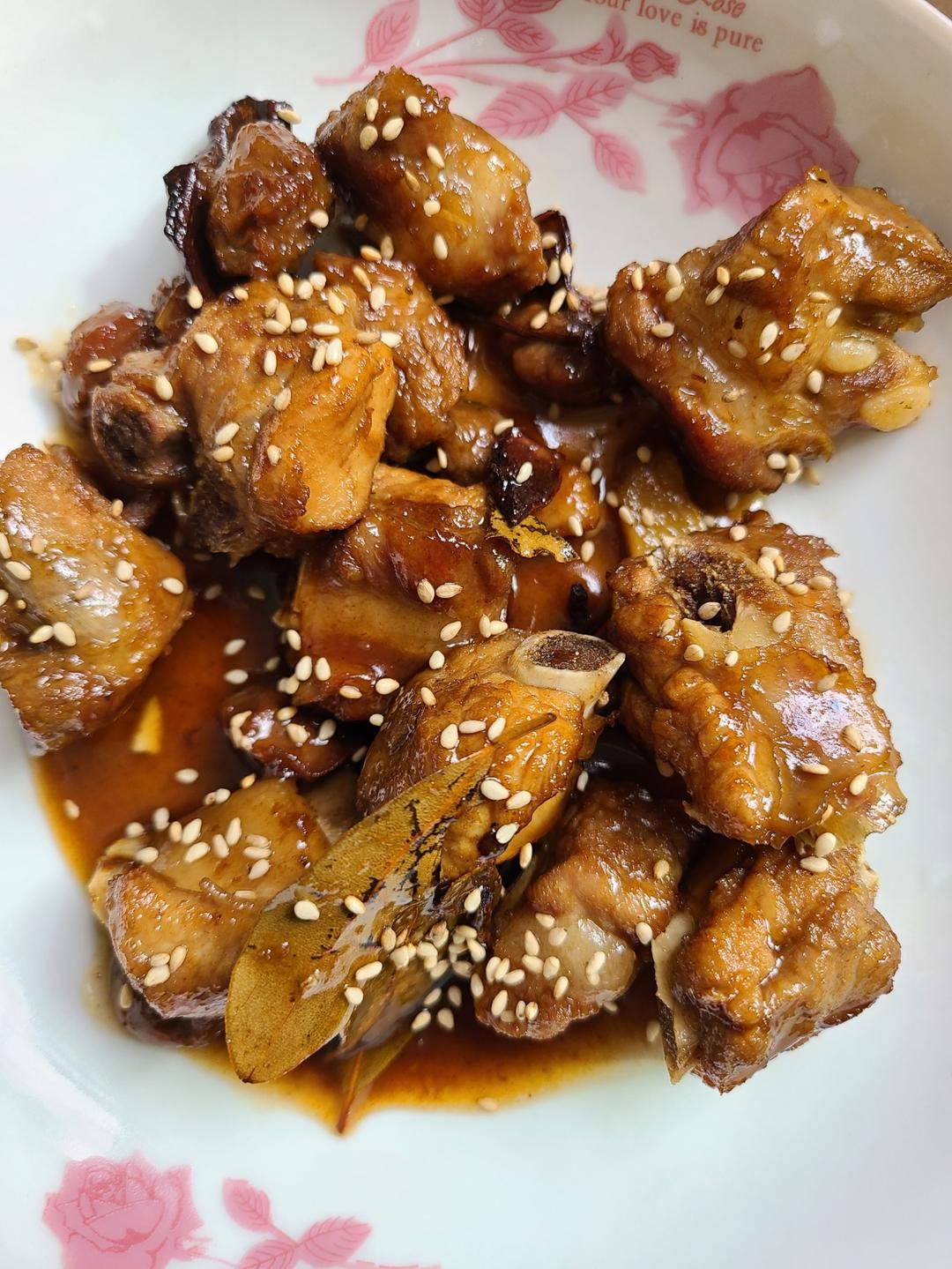 话梅排骨的做法