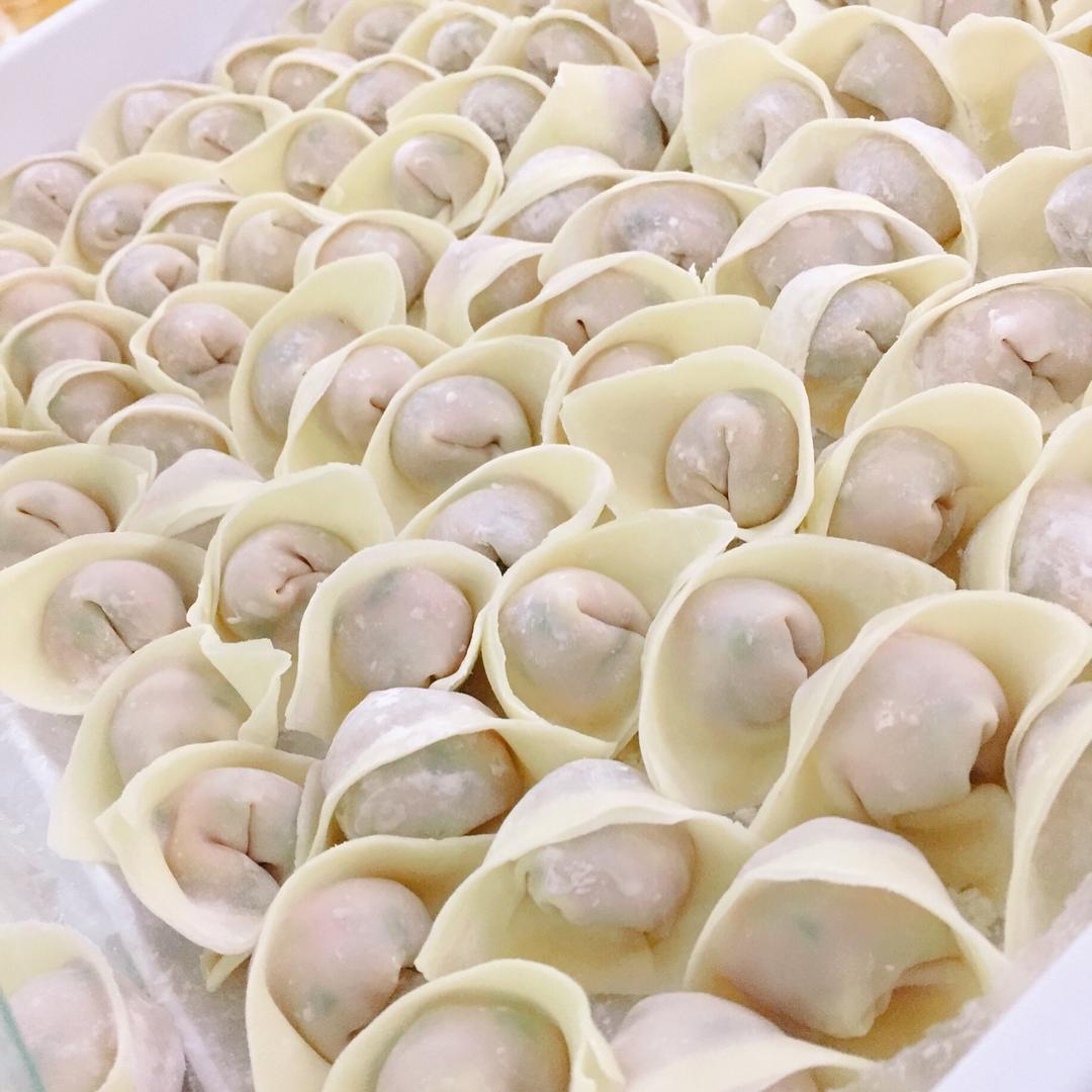 有条兔子叫五花肉做的馄饨馅