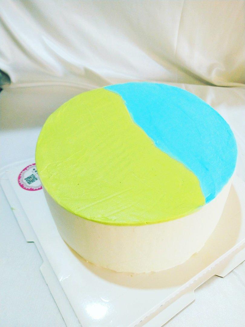 双色抹面1:蛋糕正面的双色抹面