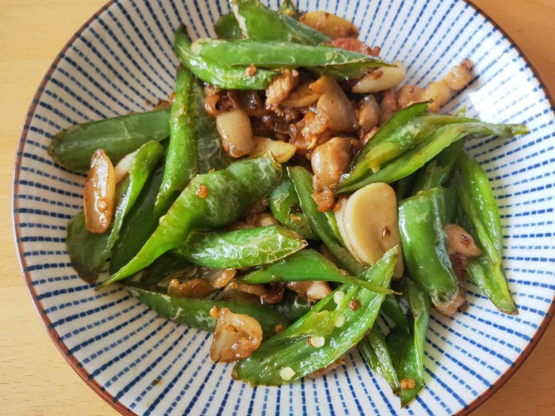 农家小炒肉【记忆中勾魂的油汤】