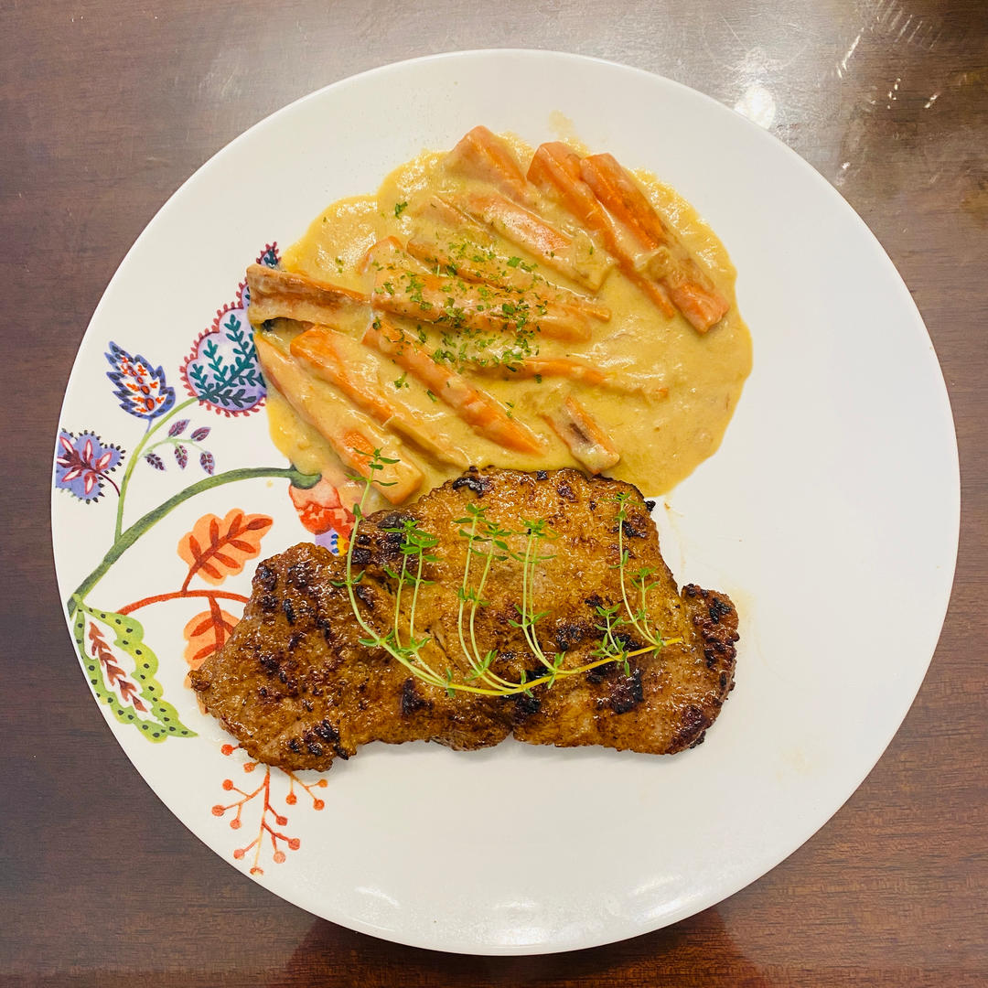 煎猪扒（超简单）和其他的猪扒在这食谱的最下面