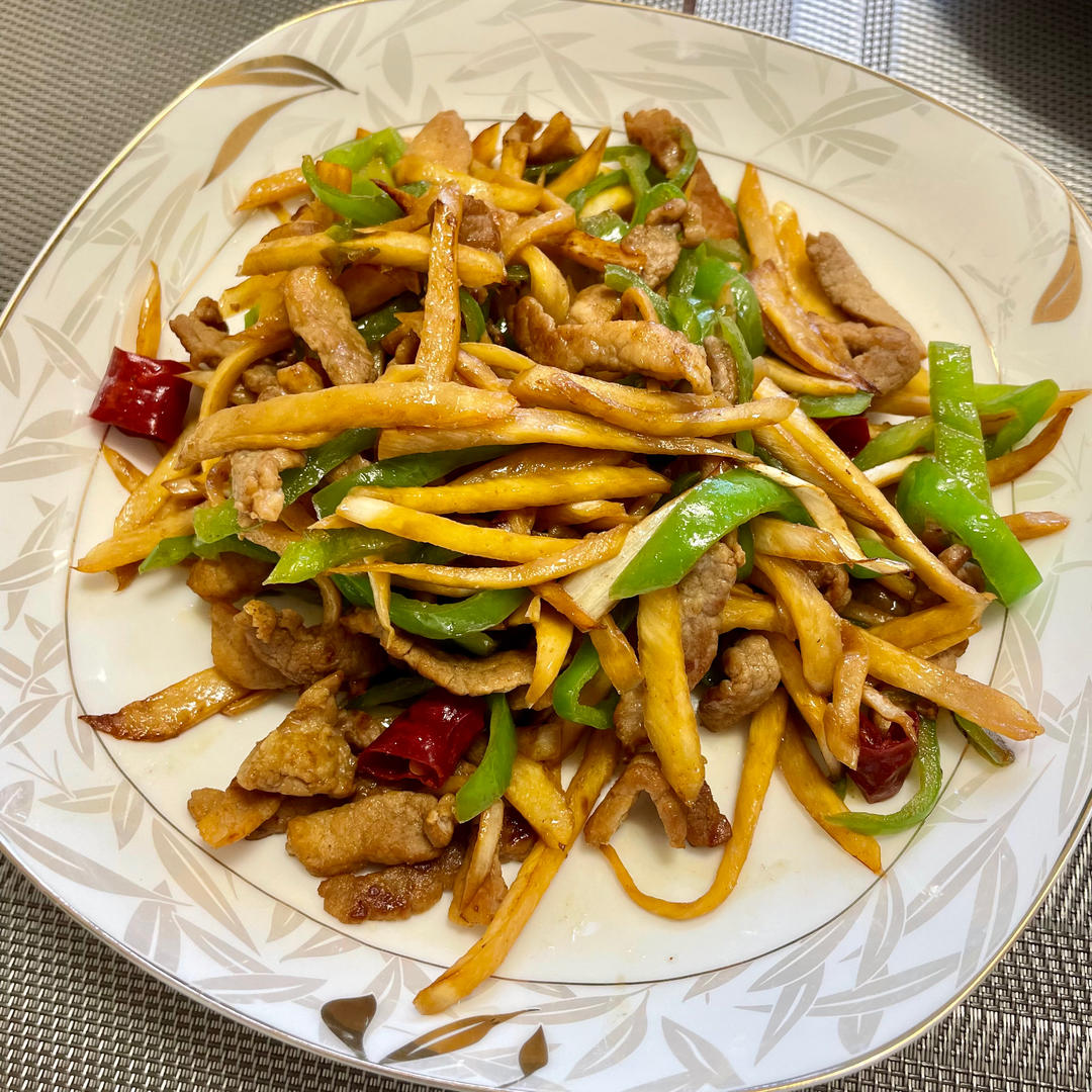 茭白这样做百吃不厌，茭白炒肉
