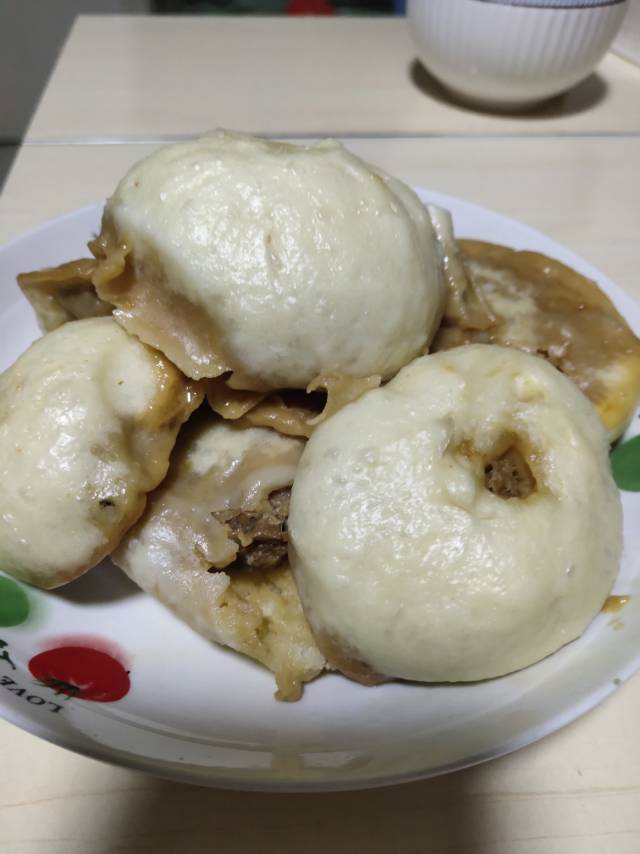 能开店的～杭州小笼包